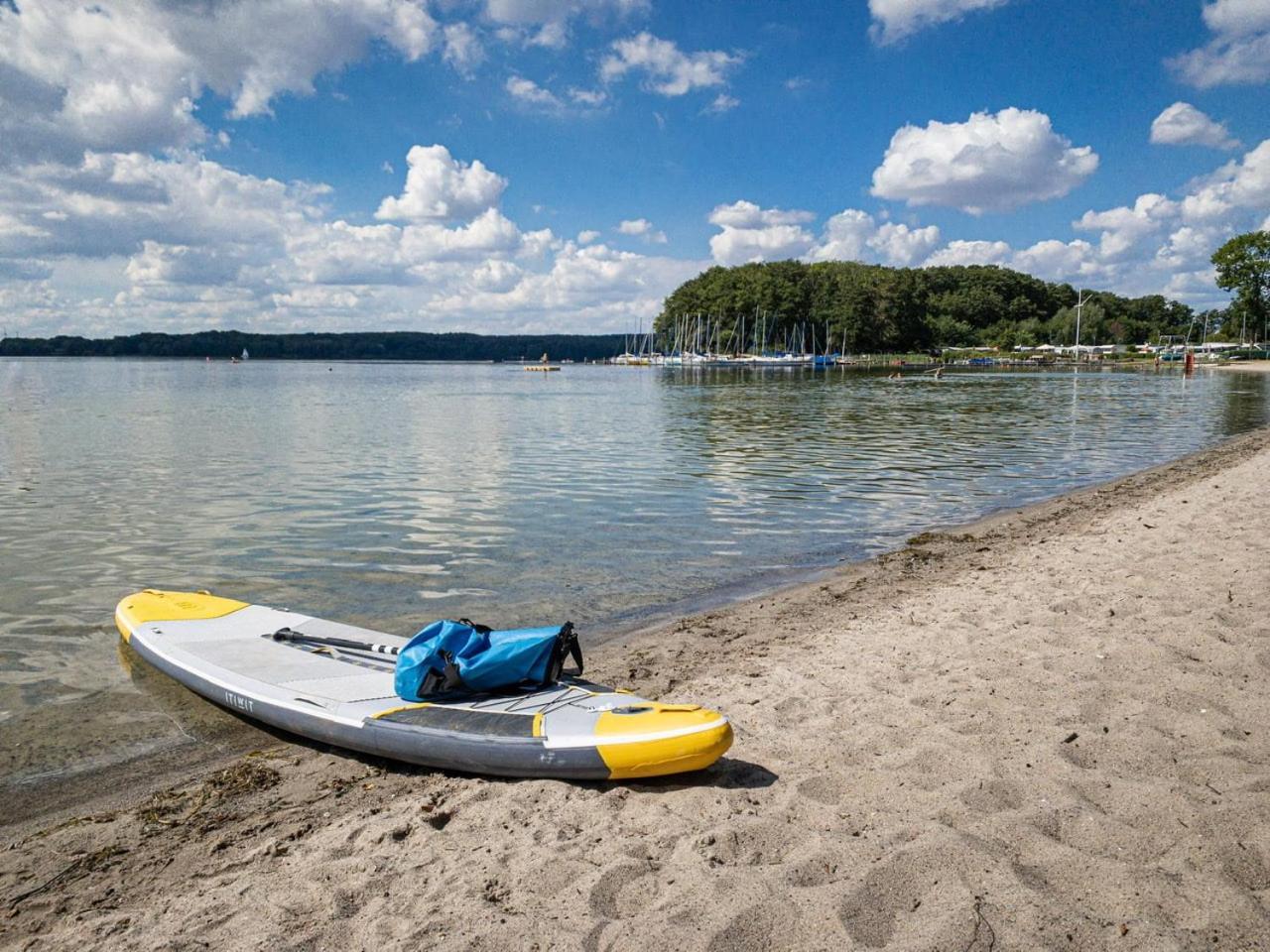 Strauers Hotel Am See Bosau ภายนอก รูปภาพ